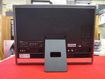 rev_VAIO_L_rear.jpg